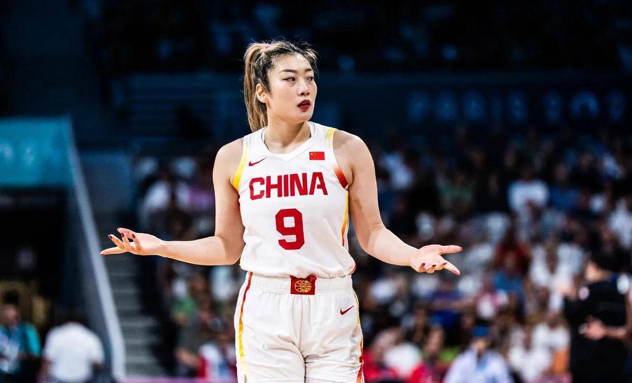 AG官网-没有李梦照样赢球！宫鲁鸣计谋得逞，替身6战76分成女篮得分王的简单介绍