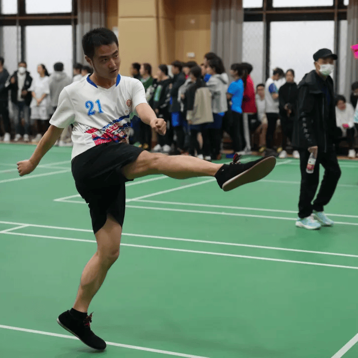 AG官网-巴拿马篮球锦标赛掀起热潮，球队积极备战(2025年赛程表完整版)